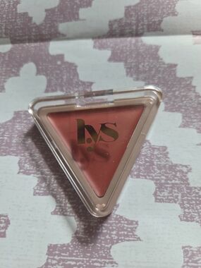 LYS Beauty Higher Standard Cream Blush — Unforgettable
